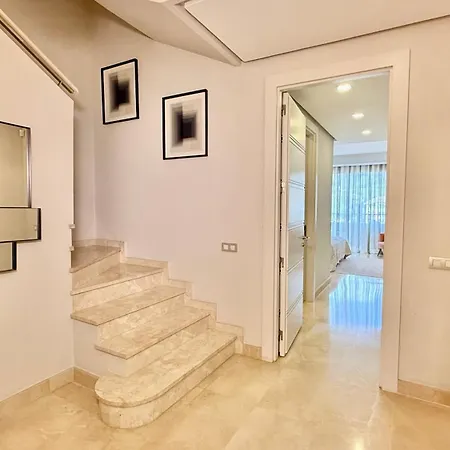 Apartment Unique Duplex Penthouse On Golden Mile *