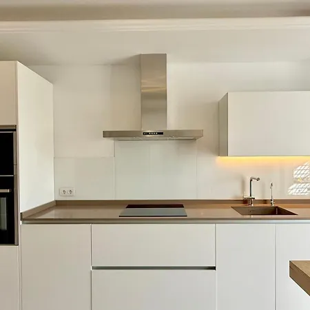 Unique Duplex Penthouse On Golden Mile Apartment